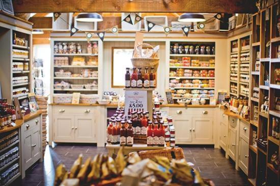 Chic 2 Bed Peak District Cottage Barn Near Alton Towers, Polar Bears, Chatsworth House 리크 외부 사진